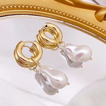 2022 Naujiena Korėjoje Elegantiški netaisyklingi perlų kabėjimo auskarai moterims Mada Paprasta vandens lašų tendencija Papuošalų aksesuarai Dovanos