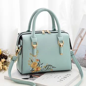 2023 Winter New Hot Selling Handheld Women's Bag Simple and Fresh Fashion One Shoulder Crossbody Bag