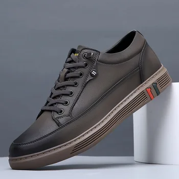 2023Genuine Leather Man Shoes Casual Men's Shoes British Black Youth Fashion Universalūs batai Vyriški sportbačiai Sapatos Masculino