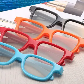 3D akiniai LG kino 3D televizoriaus 2 porų receptiniai akiniai Žaidimai ir TV rėmelis Universalūs plastikiniai akiniai 3D filmų žaidimui