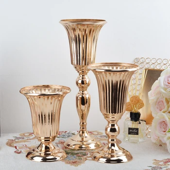 Gėlių vazos Auksiniai sidabriniai stovai Metalinis kelias Švinas Stalviršis Amatų vestuvių centrinis akcentas Gėlių lentyna namų stalo dekoravimui IM899