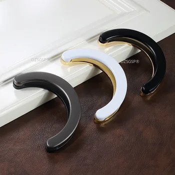 Lengvos prabangios spintelės rankenėlės ir traukia vonios kambario stalčių rankenas šiuolaikiniam paprastam drabužių spintos durų rankenų baldų aparatūrai