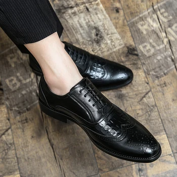 Pavasario ir rudens verslo suknelė Oksfordo batai Suvarstomi didelio dydžio laisvalaikio loaferiai Dizainerio vyriški batai Guminiai pado odiniai batai